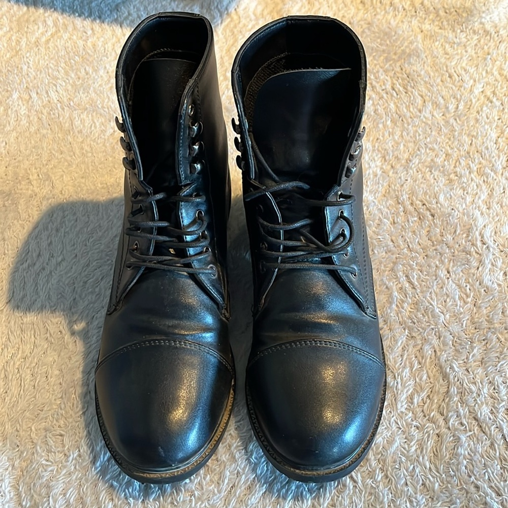 Auken Paddock Boots, Size 7.5.